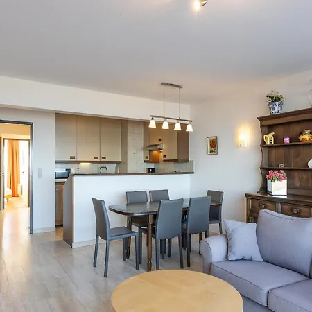 Daire Spacious With Garage And Sea View Middelkerke